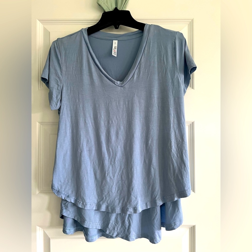 Latched Mama cornflower blue boyfriend tee